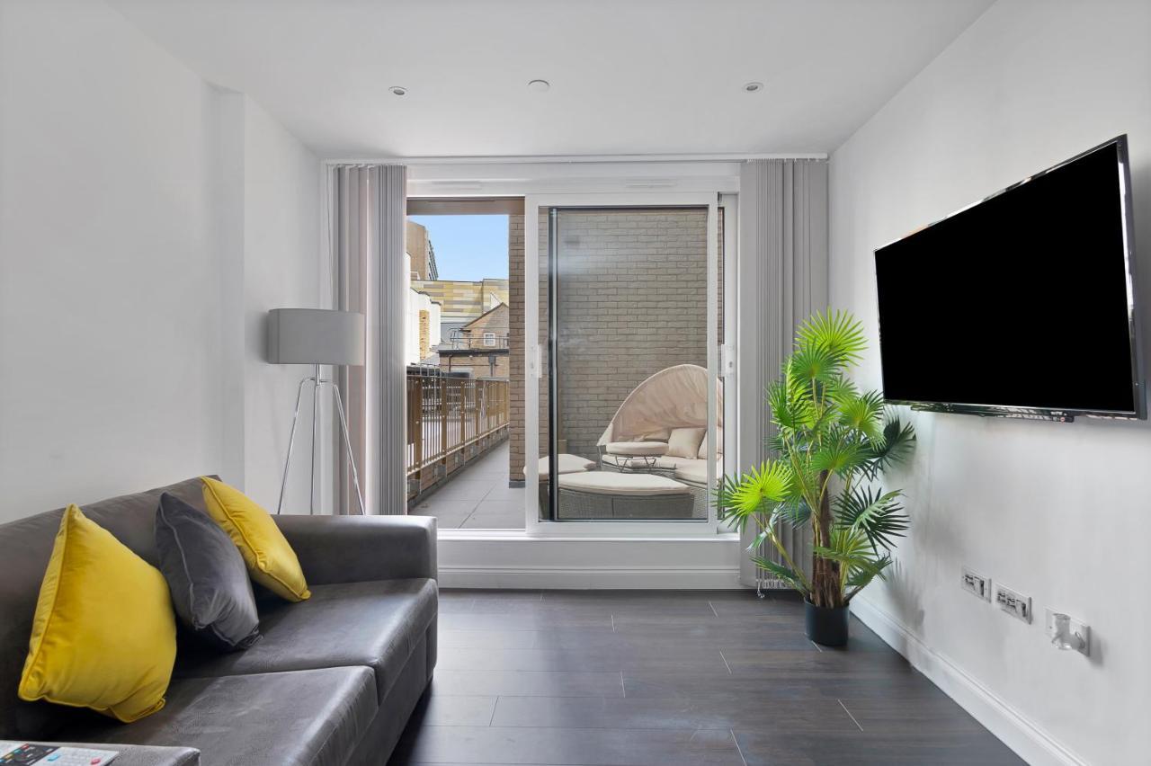 Spacious, Bright & Modern 1 & 2 Bed Apartments At Sligo House - Central Watford Watford  Exterior photo